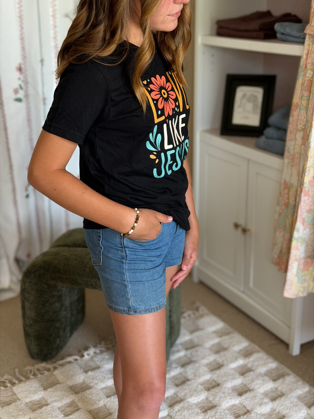 Love Like Jesus Tee