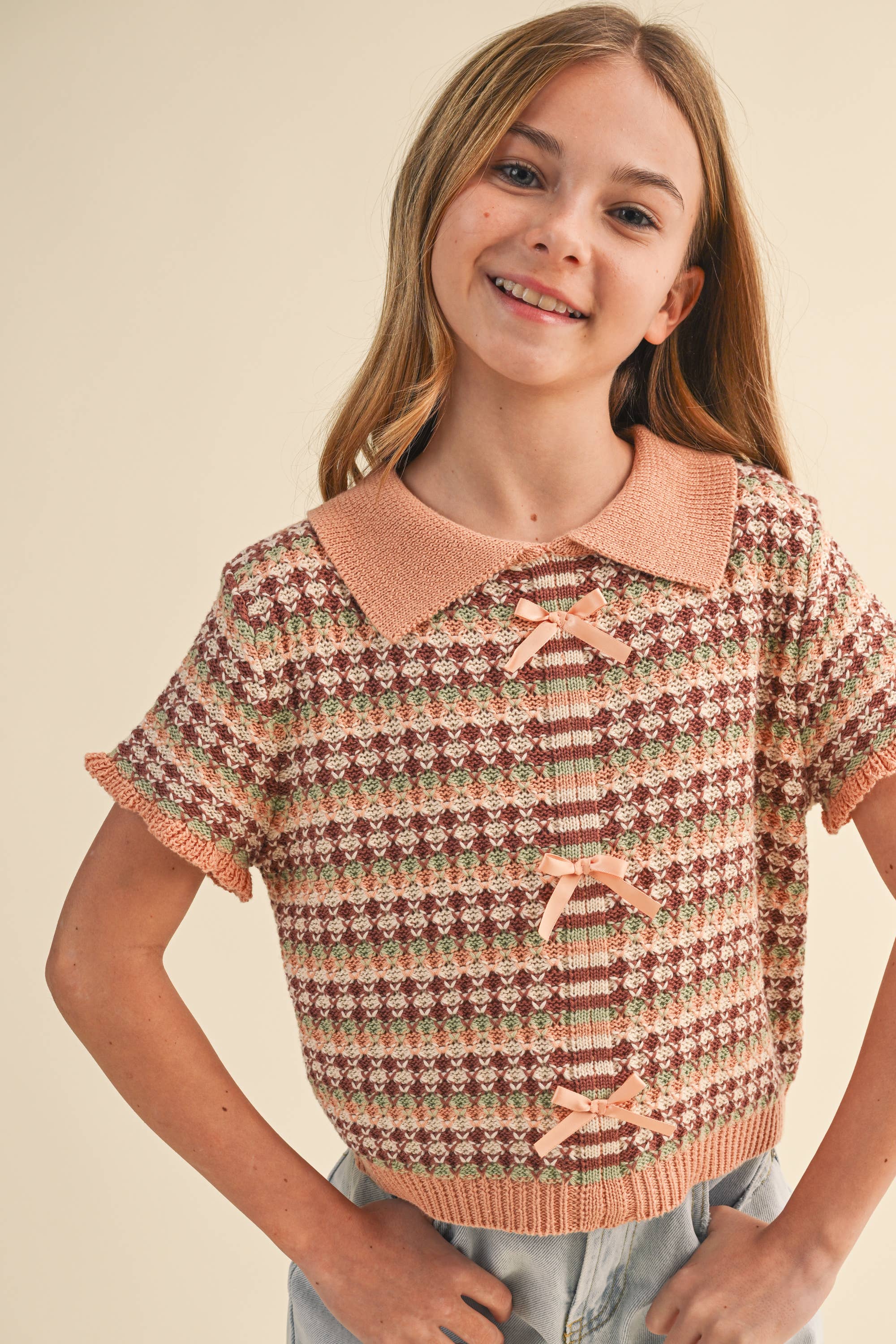 Collared Crop Knit Top